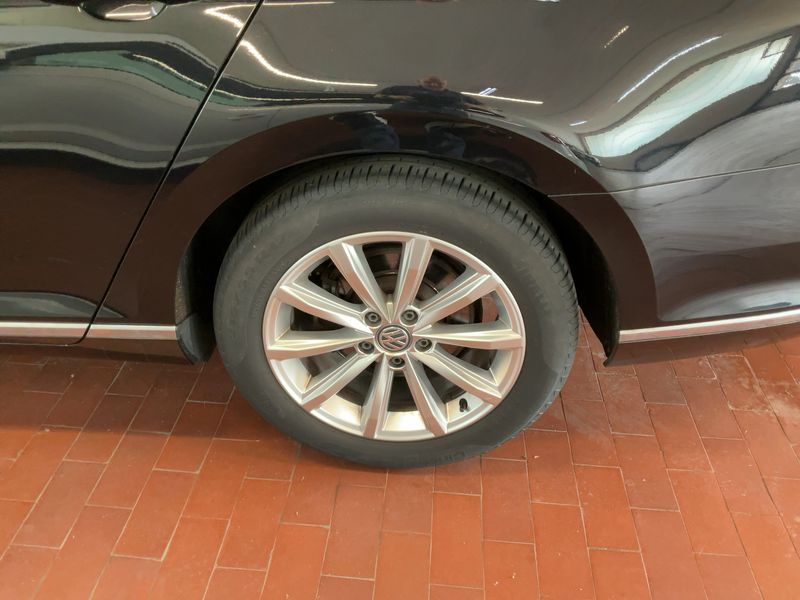 Volkswagen Passat 2.0 TDI Highline BlueMotion Tech 2018 – снимка 5