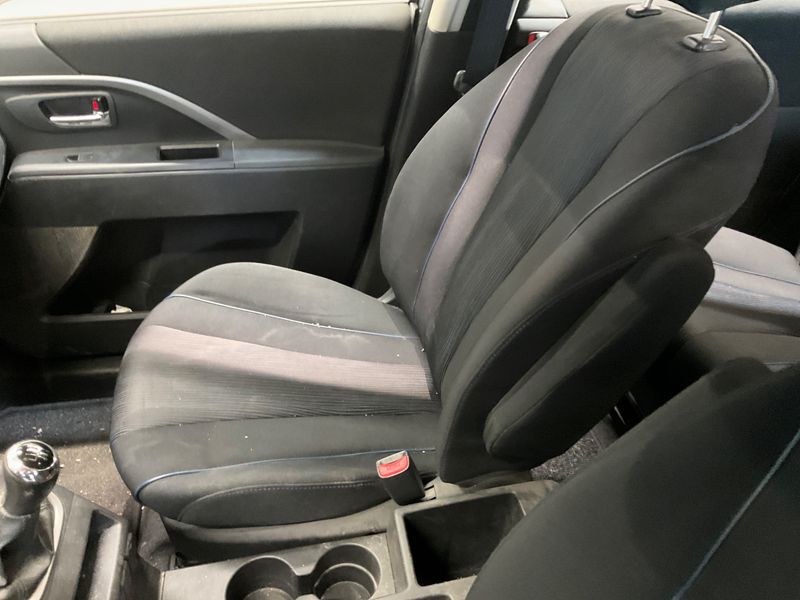 Mazda 5 1.8 Center-Line 2011 – снимка 33