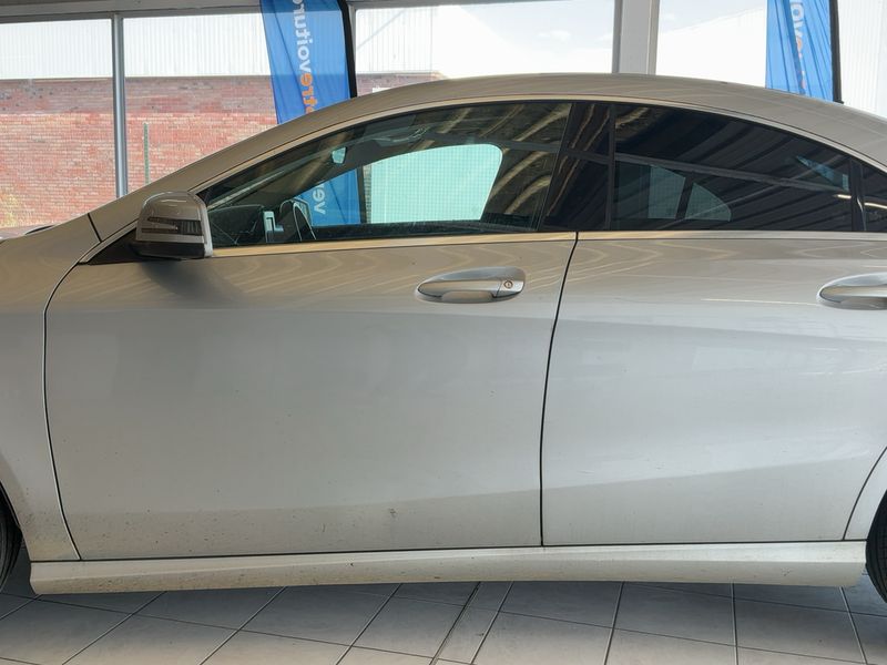 Mercedes-Benz CLA-Klasse CLA 200 d 2014 – снимка 4