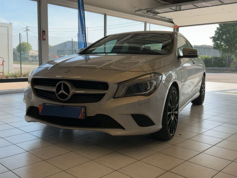 Mercedes-Benz CLA-Klasse CLA 200 d 2014 – снимка 1