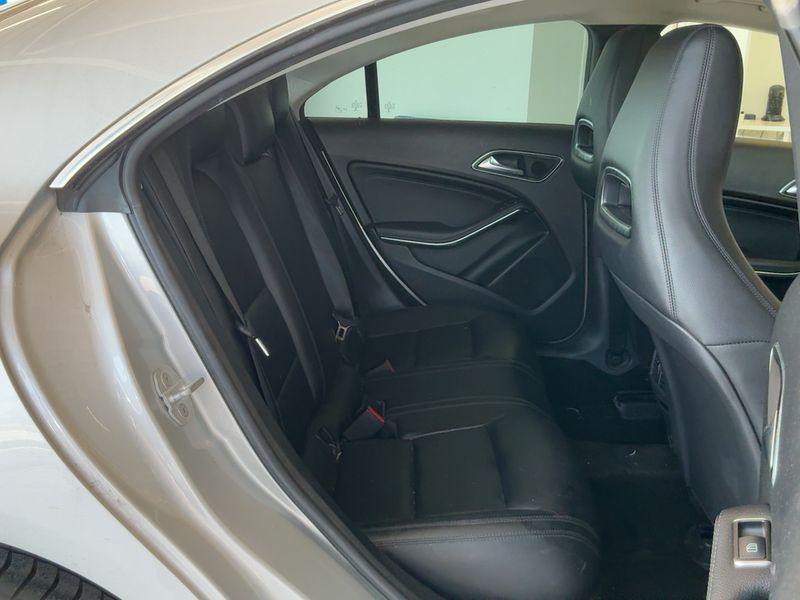 Mercedes-Benz CLA-Klasse CLA 200 d 2014 – снимка 19