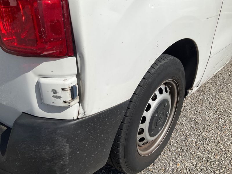Toyota ProAce 1.5 D-4D Compact 2021 – снимка 23
