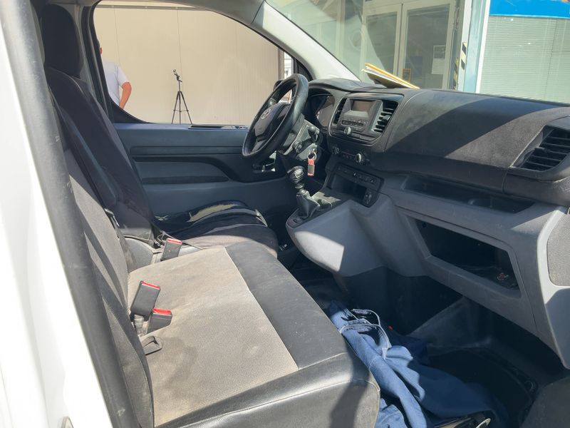 Toyota ProAce 1.5 D-4D Compact 2021 – снимка 16