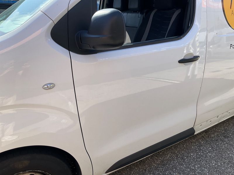 Toyota ProAce 1.5 D-4D Compact 2021 – снимка 26