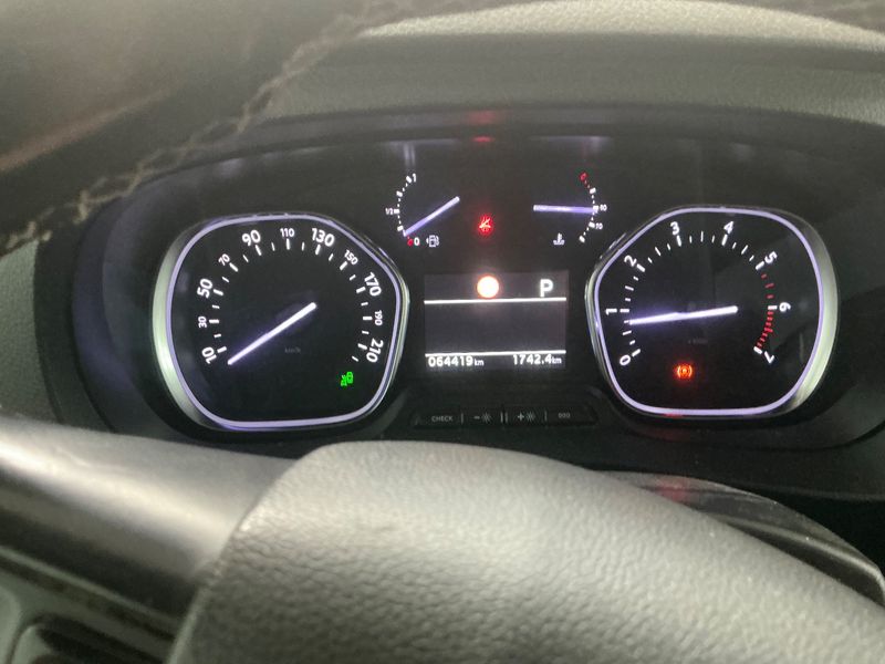 Peugeot Expert 2.0 Blue-HDi Premium L2 2019 – снимка 18