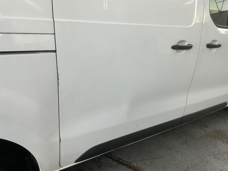 Peugeot Expert 2.0 Blue-HDi Premium L2 2019 – снимка 25
