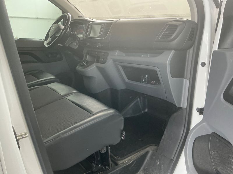 Peugeot Expert 2.0 Blue-HDi Premium L2 2019 – снимка 35