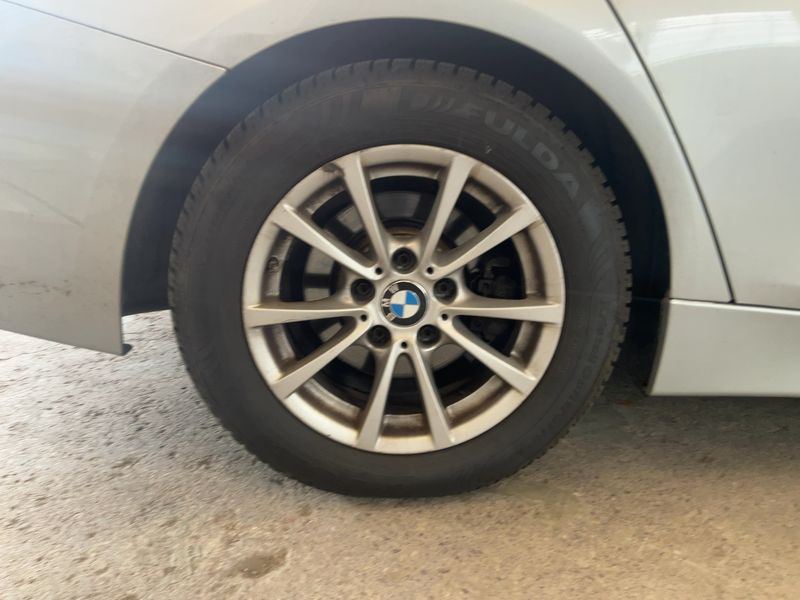 BMW 3er 320d 2017 – снимка 18