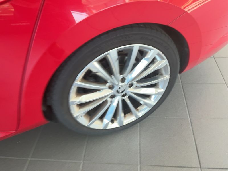Skoda Superb 2.0 TDI Laurin & Klement 4x4 2018 – снимка 5