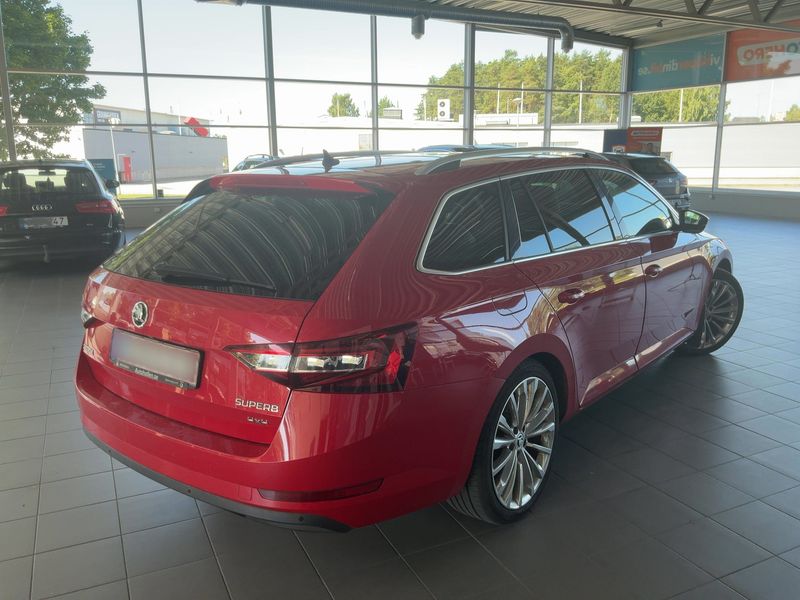 Skoda Superb 2.0 TDI Laurin & Klement 4x4 2018 – снимка 8