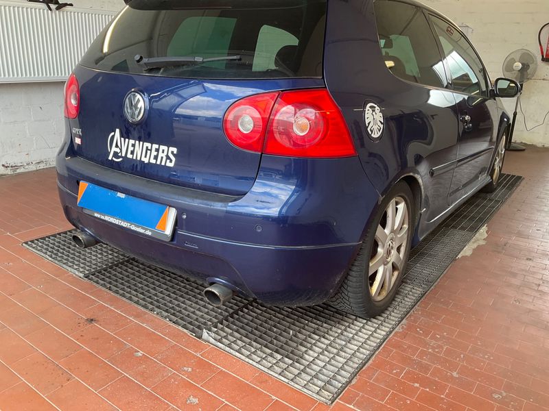 Volkswagen Golf V 2.0 TFSI GTI 2005 – снимка 2