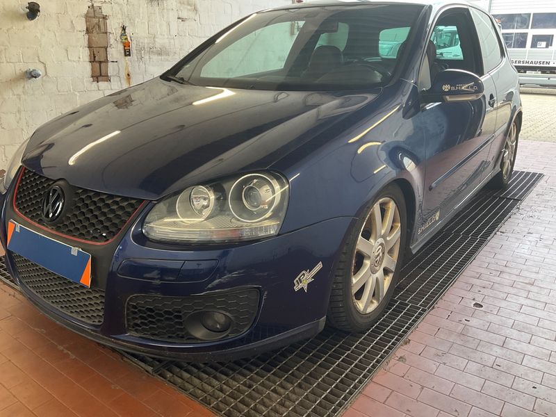 Volkswagen Golf V 2.0 TFSI GTI 2005 – снимка 1