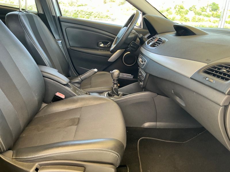 Renault Fluence 1.5 dCi Dynamique 2010 – снимка 3