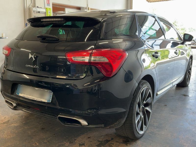 Citroen DS5 2.0 Blue-HDi SportChic 2014 – снимка 8