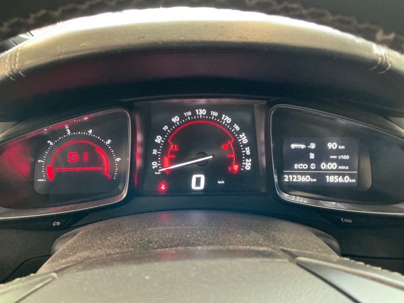 Citroen DS5 2.0 Blue-HDi SportChic 2014 – снимка 18