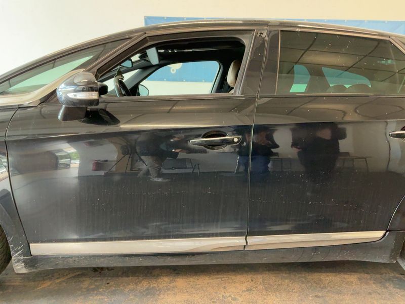 Citroen DS5 2.0 Blue-HDi SportChic 2014 – снимка 4