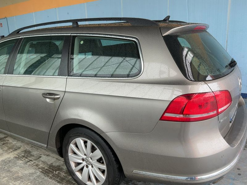 Volkswagen Passat 2.0 TDI Comfortline BlueMotion Tech 2012 – снимка 3
