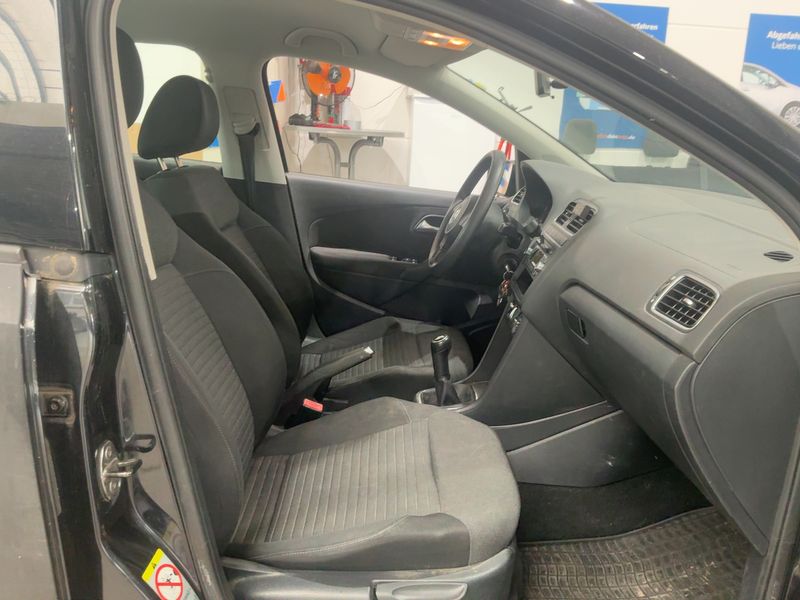 Volkswagen Polo 1.4 FSI Comfortline 2011 – снимка 16