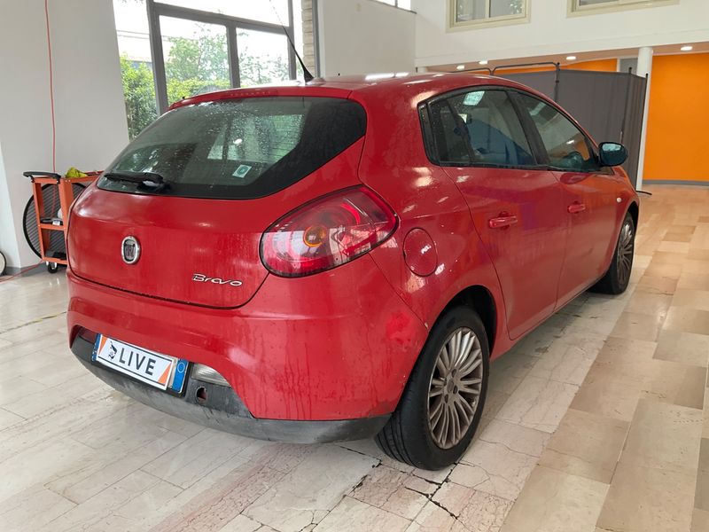Fiat Bravo 1.6 JTDM Multijet Dynamic 2010 – снимка 2