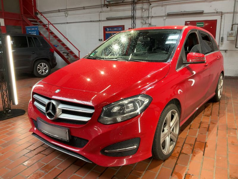 Mercedes-Benz B-Klasse B 200 CDI Urban 2015 – снимка 1