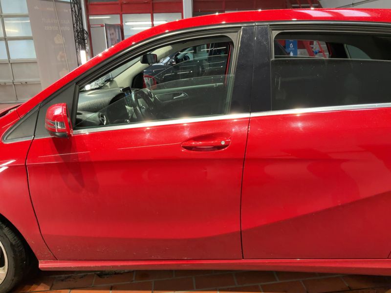 Mercedes-Benz B-Klasse B 200 CDI Urban 2015 – снимка 4