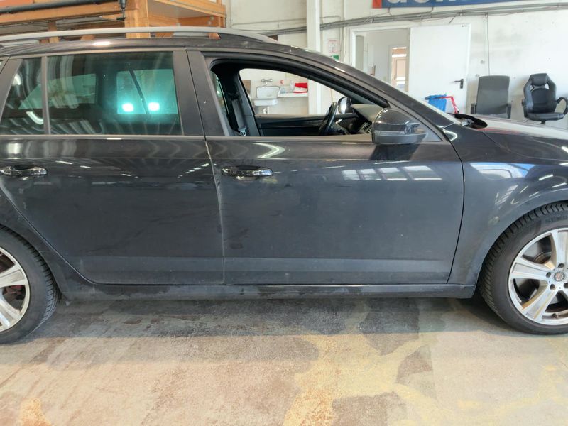 Skoda Octavia 2.0 TDI RS 2013 – снимка 10