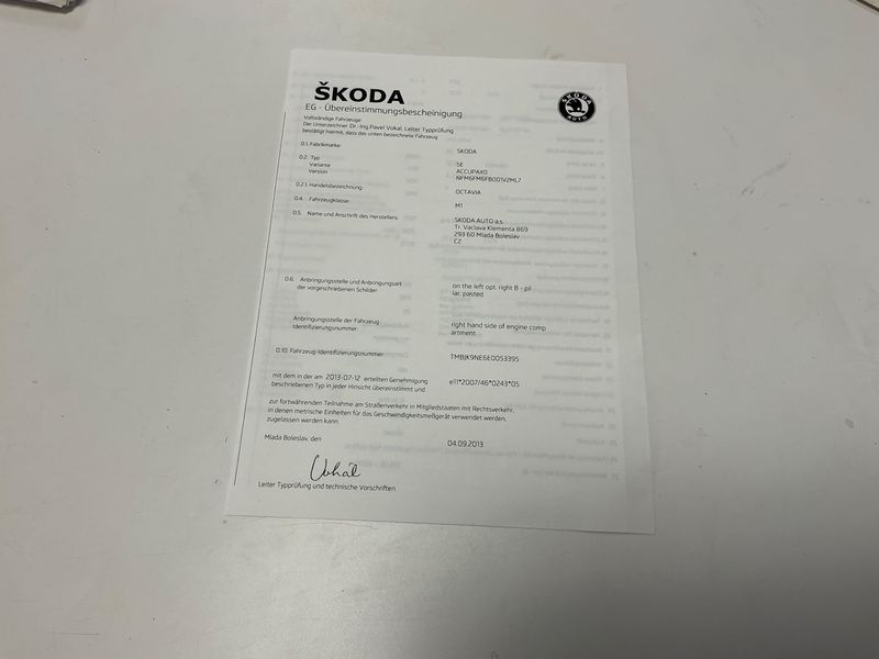 Skoda Octavia 2.0 TDI RS 2013 – снимка 22