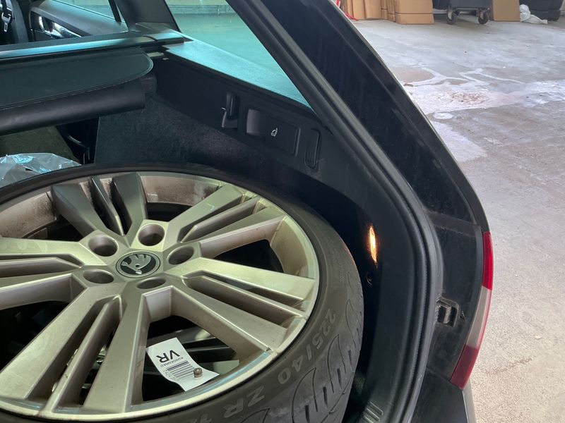 Skoda Octavia 2.0 TDI RS 2013 – снимка 35