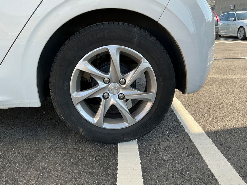 Peugeot 208 1.2 e-VTi Active 2014 – снимка 5
