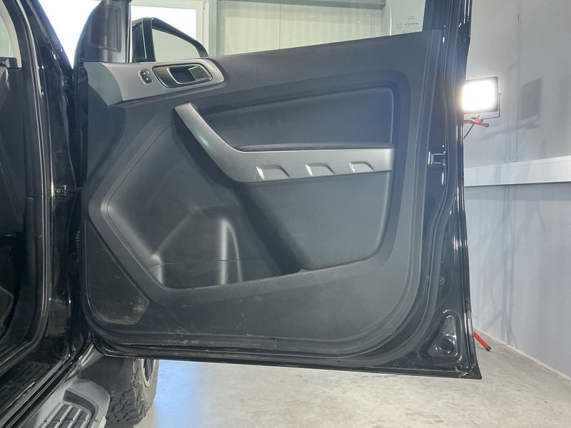 Ford Ranger 2.0 TDCi Doppelkabine Limited 4x4 2019 – снимка 35