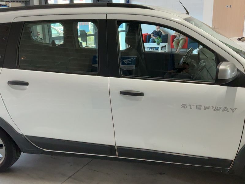 Dacia Lodgy 1.2 TCe Stepway 2016 – снимка 10