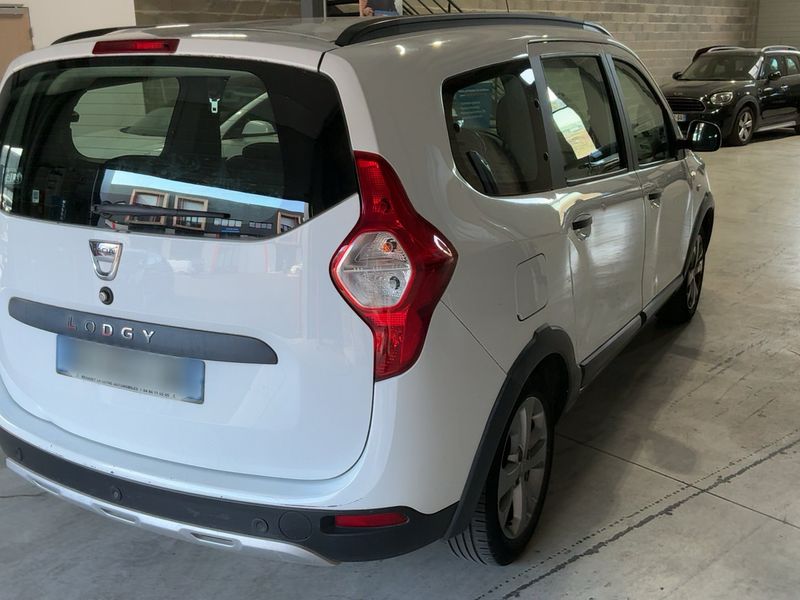 Dacia Lodgy 1.2 TCe Stepway 2016 – снимка 8
