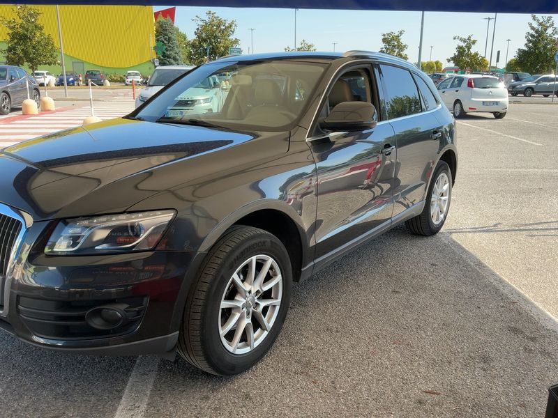 Audi Q5 2.0 TDI quattro 2012 – снимка 2
