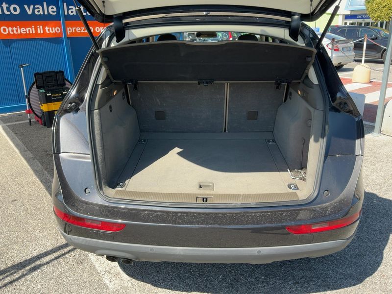 Audi Q5 2.0 TDI quattro 2012 – снимка 15