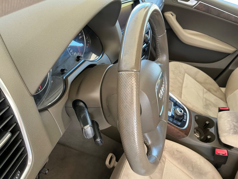 Audi Q5 2.0 TDI quattro 2012 – снимка 26