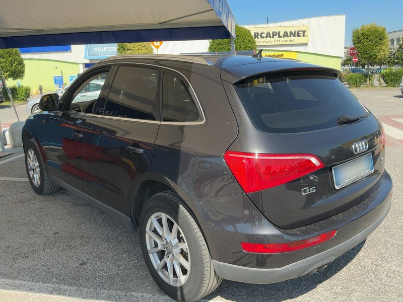 Audi Q5 2.0 TDI quattro 2012 – снимка 6