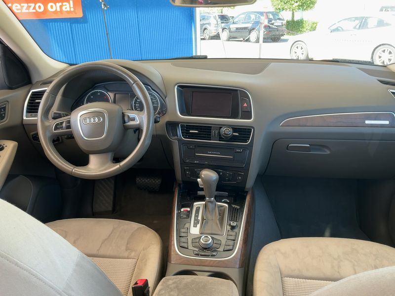 Audi Q5 2.0 TDI quattro 2012 – снимка 17