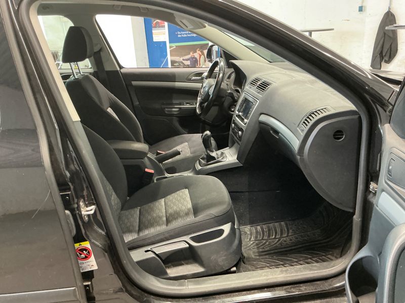 Skoda Octavia 1.4 TSI Ambition 2012 – снимка 3