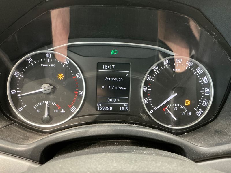 Skoda Octavia 1.4 TSI Ambition 2012 – снимка 4
