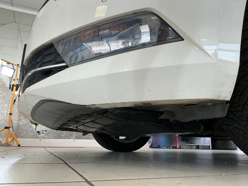Skoda Superb 2.0 TDI Style 4x4 2018 – снимка 32