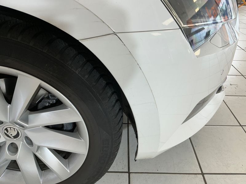 Skoda Superb 2.0 TDI Style 4x4 2018 – снимка 33