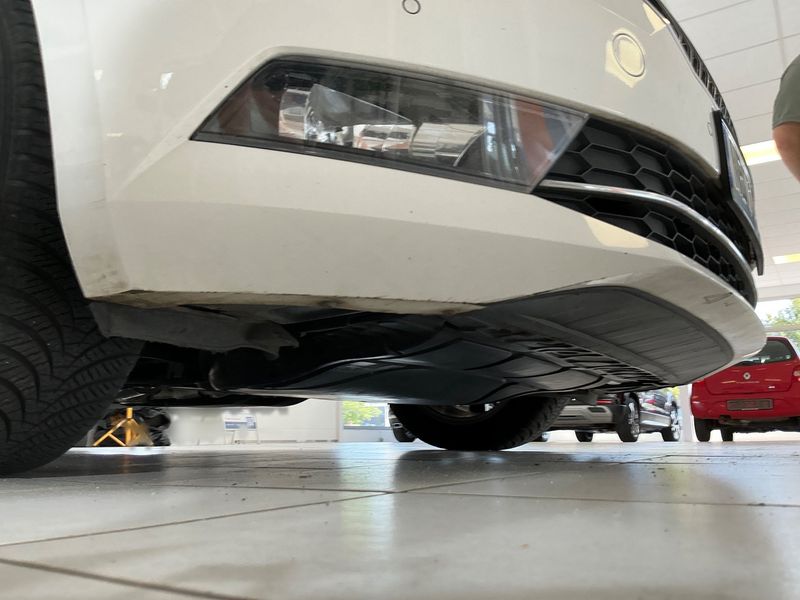Skoda Superb 2.0 TDI Style 4x4 2018 – снимка 31