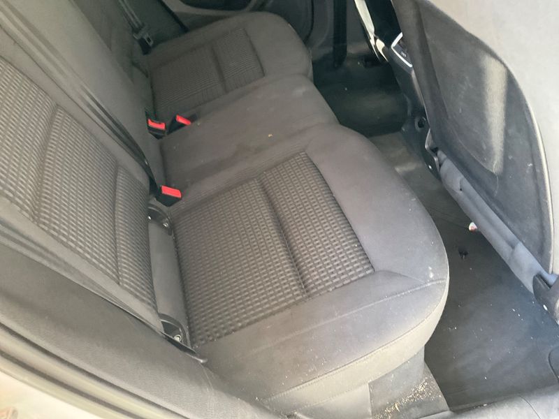 Audi Q3 2.0 TDI quattro 2013 – снимка 29