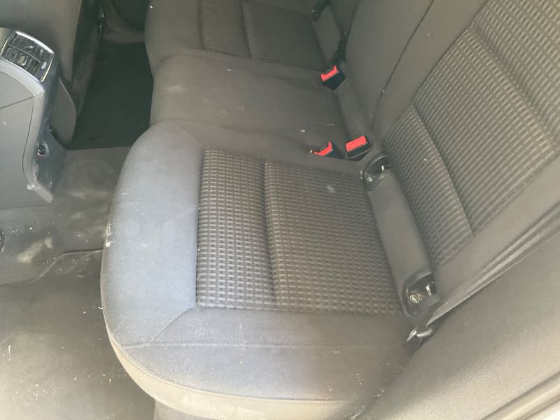 Audi Q3 2.0 TDI quattro 2013 – снимка 31