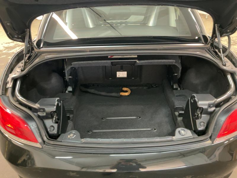 BMW Z4 sDrive 23i 2010 – снимка 15