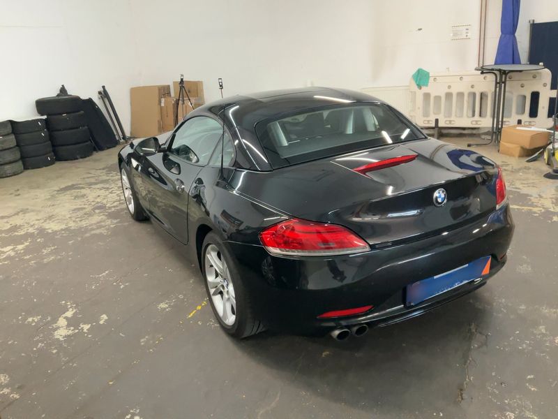BMW Z4 sDrive 23i 2010 – снимка 6