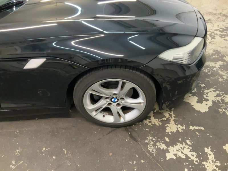 BMW Z4 sDrive 23i 2010 – снимка 11