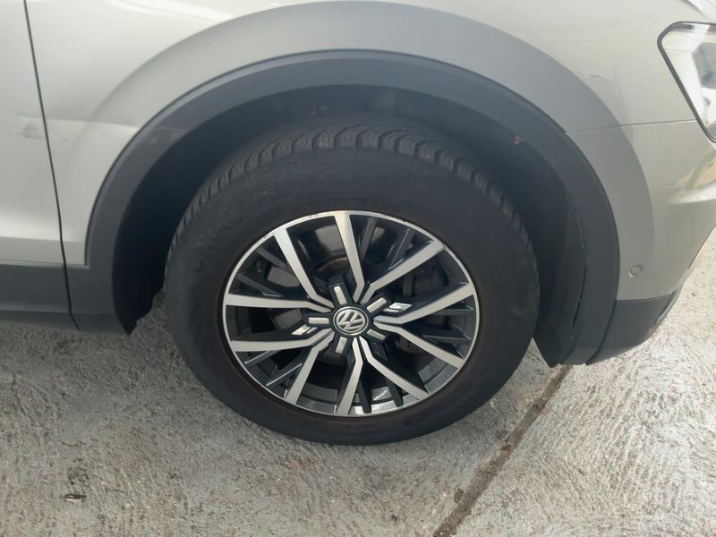 Volkswagen Tiguan 2.0 TDI Comfortline 4Motion BlueMotion Tech 2016 – снимка 11