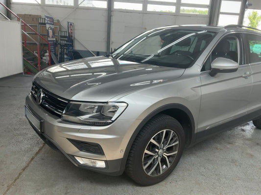 Volkswagen Tiguan 2.0 TDI Comfortline 4Motion BlueMotion Tech 2016 – снимка 2