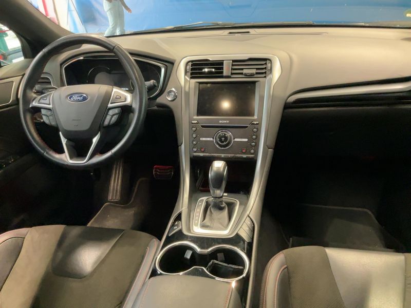 Ford Mondeo 1.5 EcoBoost ST-Line 2018 – снимка 18